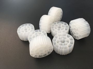 Αγορά Λευκό χρώμα HDPE φίλτρο μέσων, πλαστικό φίλτρο μέσων online manufacture
