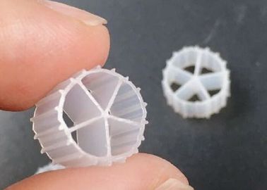 Αγορά UV ανθεκτικό HDPE 10 * 7MM MBBR BIOBALLS IFAS διαδικασία 5 δωμάτια fda ασφαλές υλικό πλωτό μέσο φθηνή τιμή online manufacture