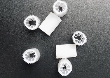 Αγορά Βιομηχανικό μέσο φίλτρου Hdpe HIPS υλικό 5 * 5mm Μέγεθος Πιστοποίηση SGS Προσαρμοσμένο χρώμα online manufacture