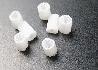 Αγορά Επτά τρύπες Biocell Filter Media HIPS λευκό χρώμα υλικό πλαστικό βυθίζοντας φίλτρο μέσο για πισίνα online manufacture