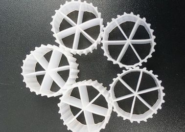 Αγορά 16 mm X 10 mm Υδροφιλικό πλωτό φίλτρο μέσο Virgin HDPE υλικό MBBR online manufacture