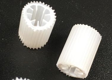 Αγορά MBBR υλικό πλαστικού φίλτρου μεγέθους 5 mm x 10 mm και λευκό χρώμα online manufacture