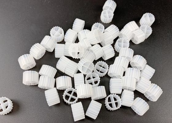 Αγορά 11*7mm Φυσικό χρώμα και παρθένο υλικό HDPE MBBR Biofilm Carrier Manufacturer online manufacture