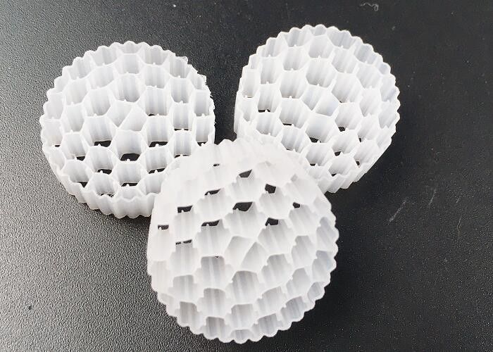 Pe38 25*4mm Hdpe Mbbr Bio Filter Media Safty Moving Bed Μεγάλη επιφάνεια