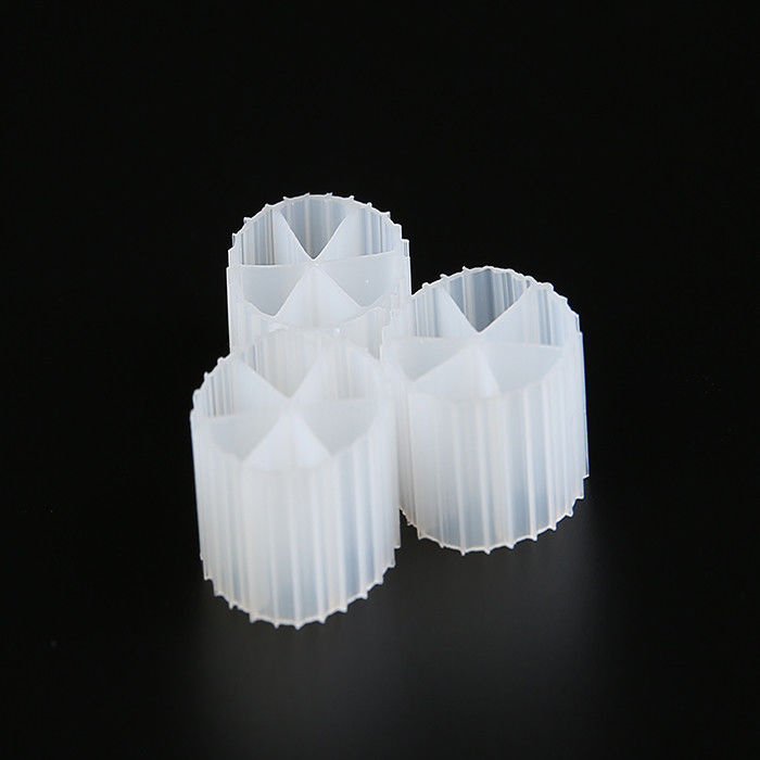 Το Koi Pond Biocell Filter Media Plastic Bio Media 6 τρύπες με λευκό χρώμα και παρθένο HDPE