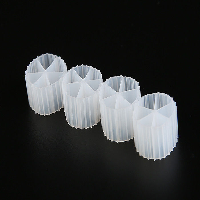 16 mm X 10 mm Υδροφιλικό πλωτό φίλτρο μέσο Virgin HDPE υλικό MBBR