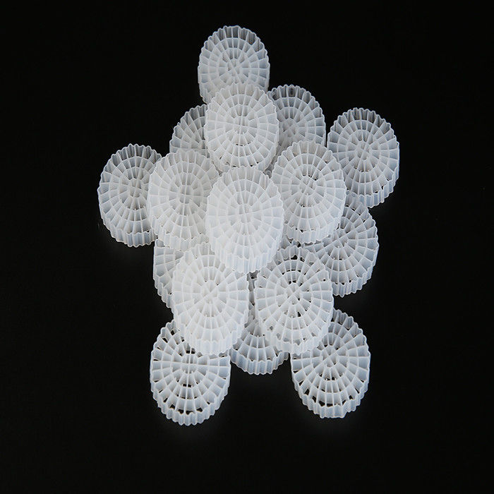 Περιβαλλοντικά φιλικό κινούμενο κρεβάτι αντιδραστήρες βιοφίλμ υλικό HDPE για την επεξεργασία λυμάτων