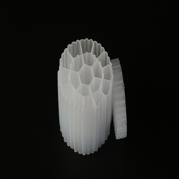 Περιβαλλοντικά φιλικό κινούμενο κρεβάτι αντιδραστήρες βιοφίλμ υλικό HDPE για την επεξεργασία λυμάτων