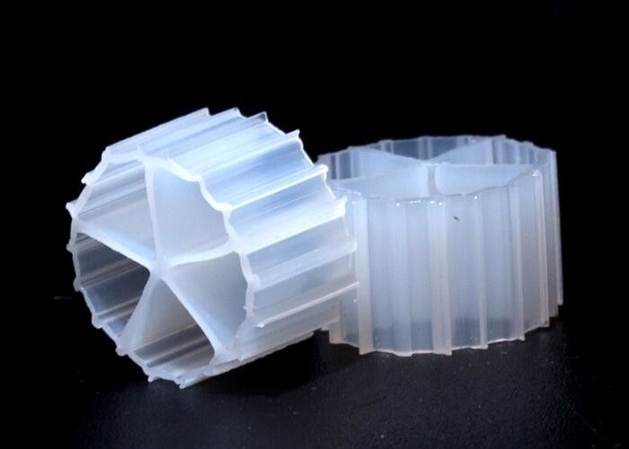 Προσαρμοσμένο 10mmX7 mm k1 καλνς φίλτρο μέσο μεταφοράς βιοφίλμ για ψαροτροφεία