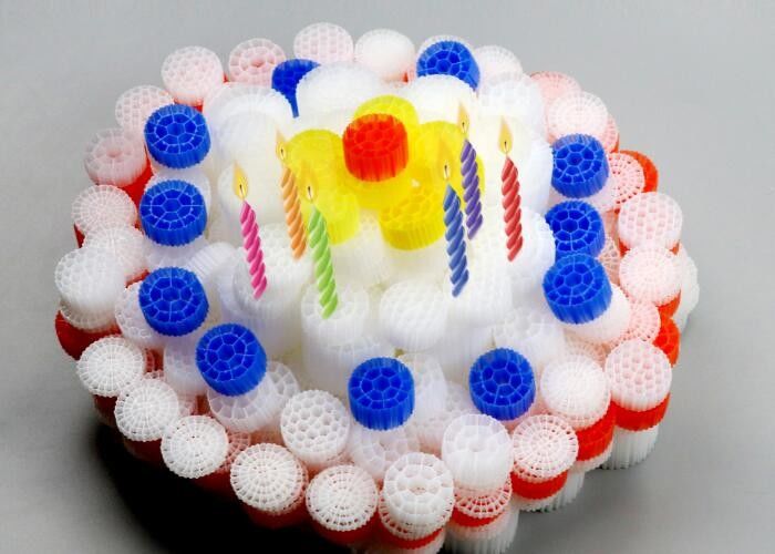 Υψηλής απόδοσης MBBR Bio Media K1 Micro Media 12mm X 9mm Λευκό χρώμα