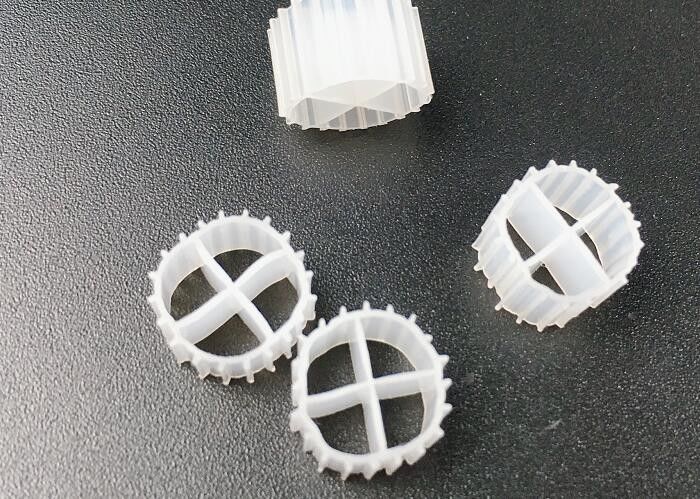 Αναερόβια δεξαμενή Περιβαλλοντικά φιλική MBBR Φιλτράρισμα Φορέα πλωτών μέσων για καλλιέργεια γαρίδας