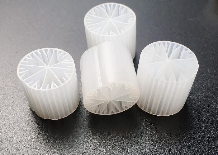 15*15mm Αναερόβια MBBR BIO Filter Media πλωτή μέθοδος MEDIA A / O