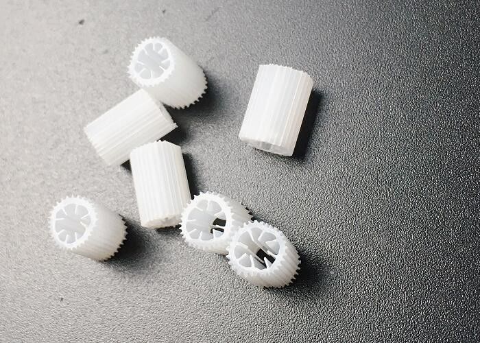 Φιλτράρισμα πλαστικών μέσων MBBR K1 Φιλτράρισμα μετακινούμενου κρεβατιού Βελτίωση της ποιότητας του νερού