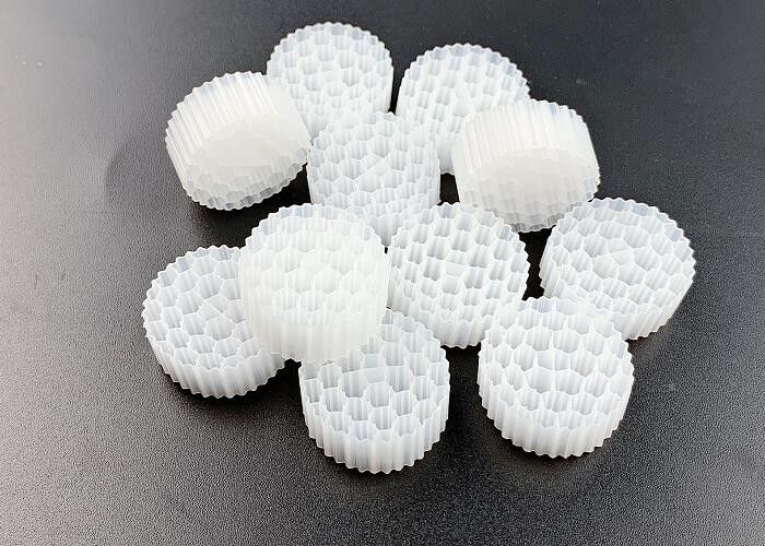 Βιοκύτταρα MBBR Μέσα επαναχρησιμοποίησης νερού Ifas Τεχνολογία Βιοκύτταρα MBBR Μέσα φίλτρου