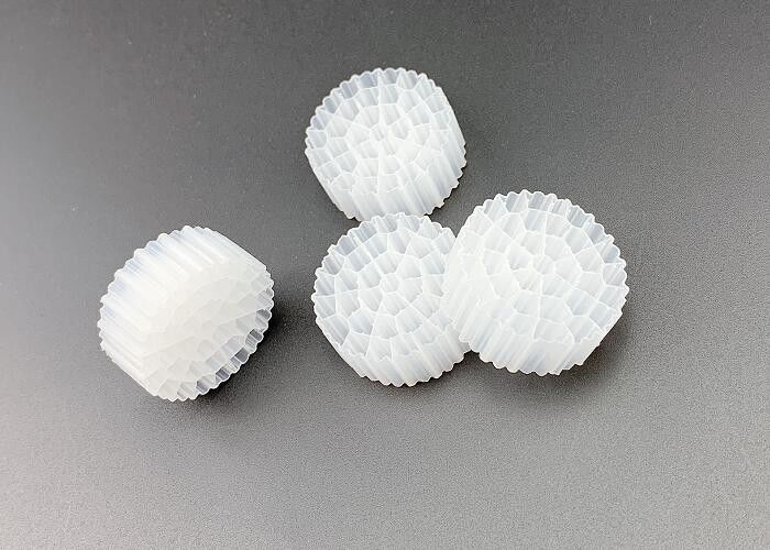 Επεξεργασία νερού Μεγάλη επιφάνεια MBBR Biocell Filter Media 25*10MM
