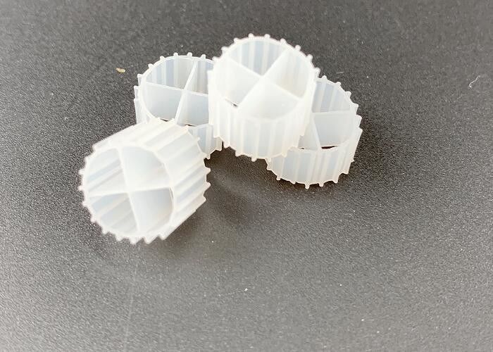 Περιβαλλοντικά φιλικά πλαστικά φίλτρα για τα ενυδρεία