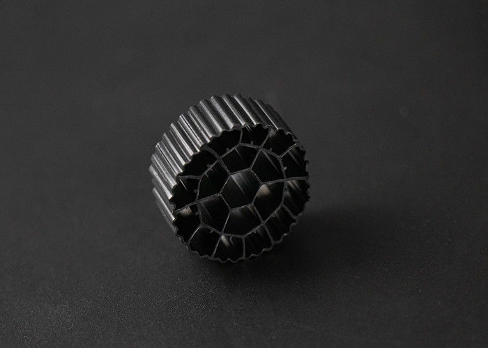 Πριγκίπισσα υλικό HDPE MBBR Filter Media Biofilter 25mm X12mm Μέγεθος 600 m2/m3 Επιφάνεια