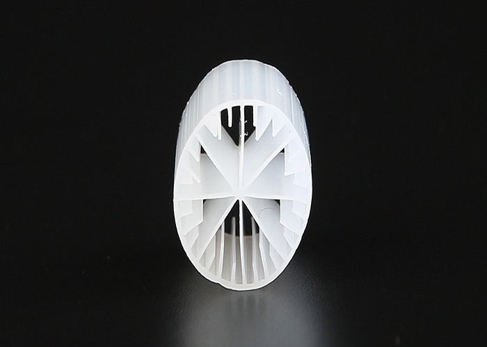 Λευκό χρώμα MBBR φίλτρο μέσο 15*15mm Μέγεθος υλικό HDPE για επεξεργασία λυμάτων