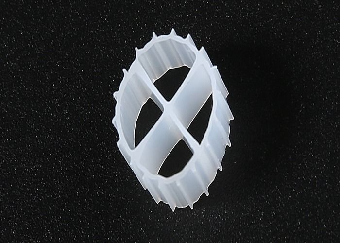 Επεξεργασία λυμάτων Μετακίνηση Φιλτράριος κρεβατιού Μίντια βιοσωλήνα Μικρότερη κατανάλωση ενέργειας fab μέσο k1 11*7mm λευκό χρώμα