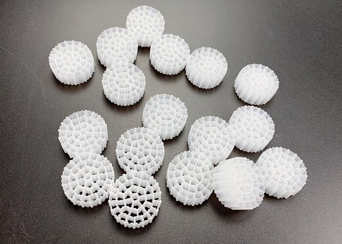 Πλαστικό Βιομέσων Εκτόξευση σωλήνα Βιοσωλήνα MBBR Kaldnes Filter Media Οποιοδήποτε χρώμα